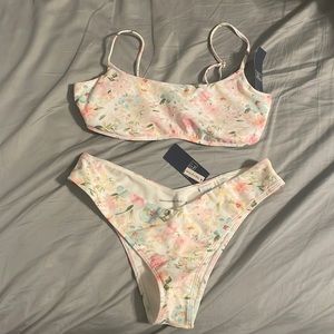 Pastel Floral Abercrombie&Fitch Bikini (New)